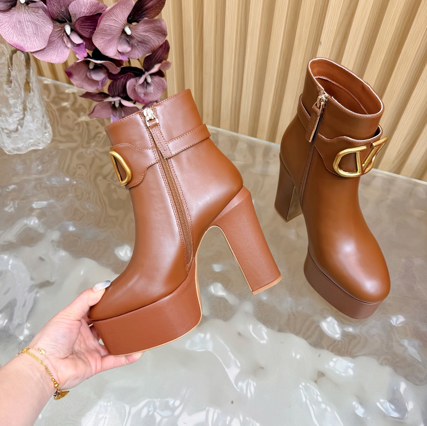 Women's high heels